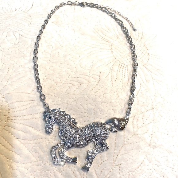 Equestrian Glamour Necklace - Picture 4 of 6